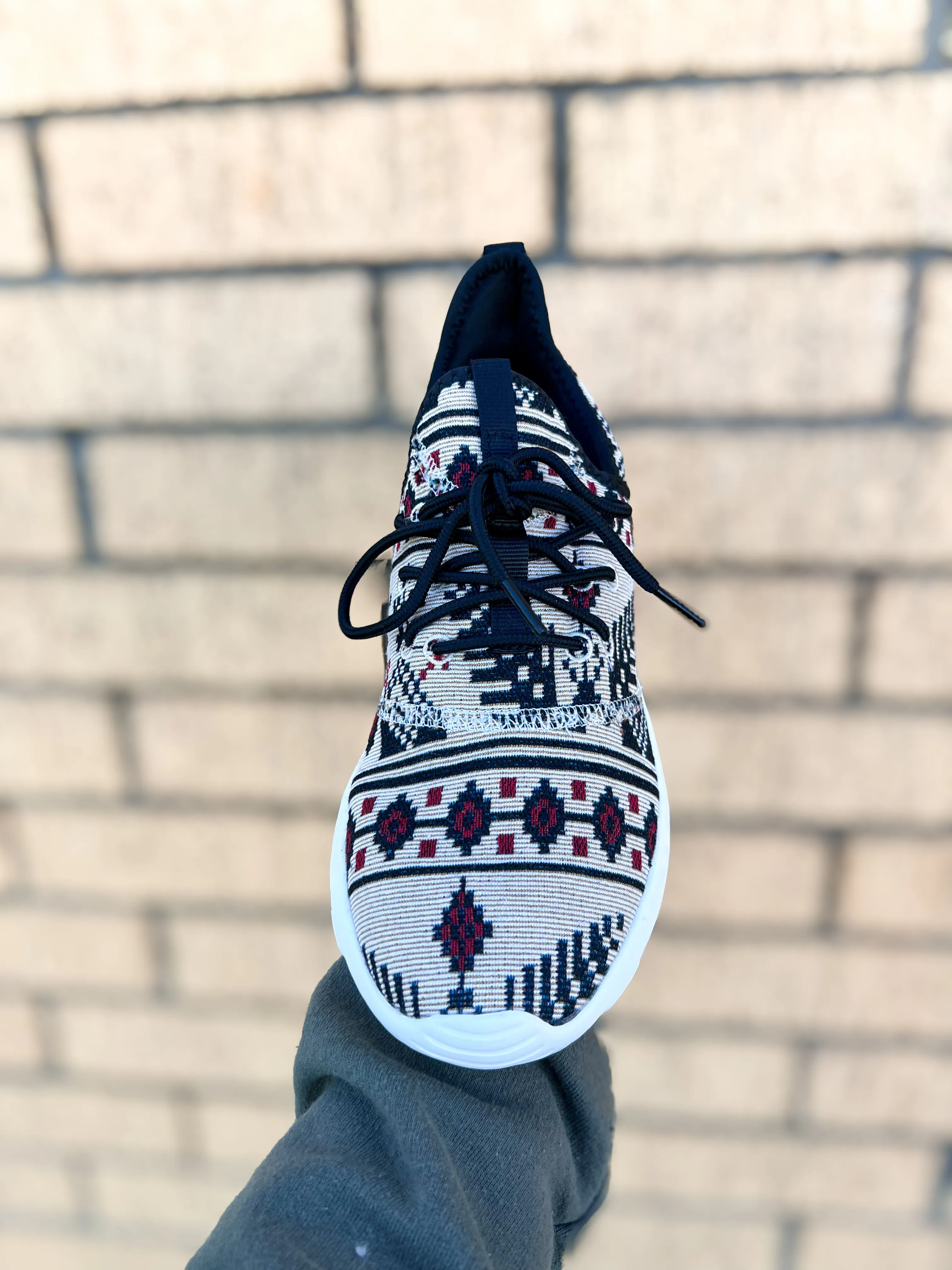 Lupe Aztec Very G Sneakers
