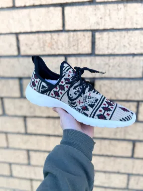 Lupe Aztec Very G Sneakers