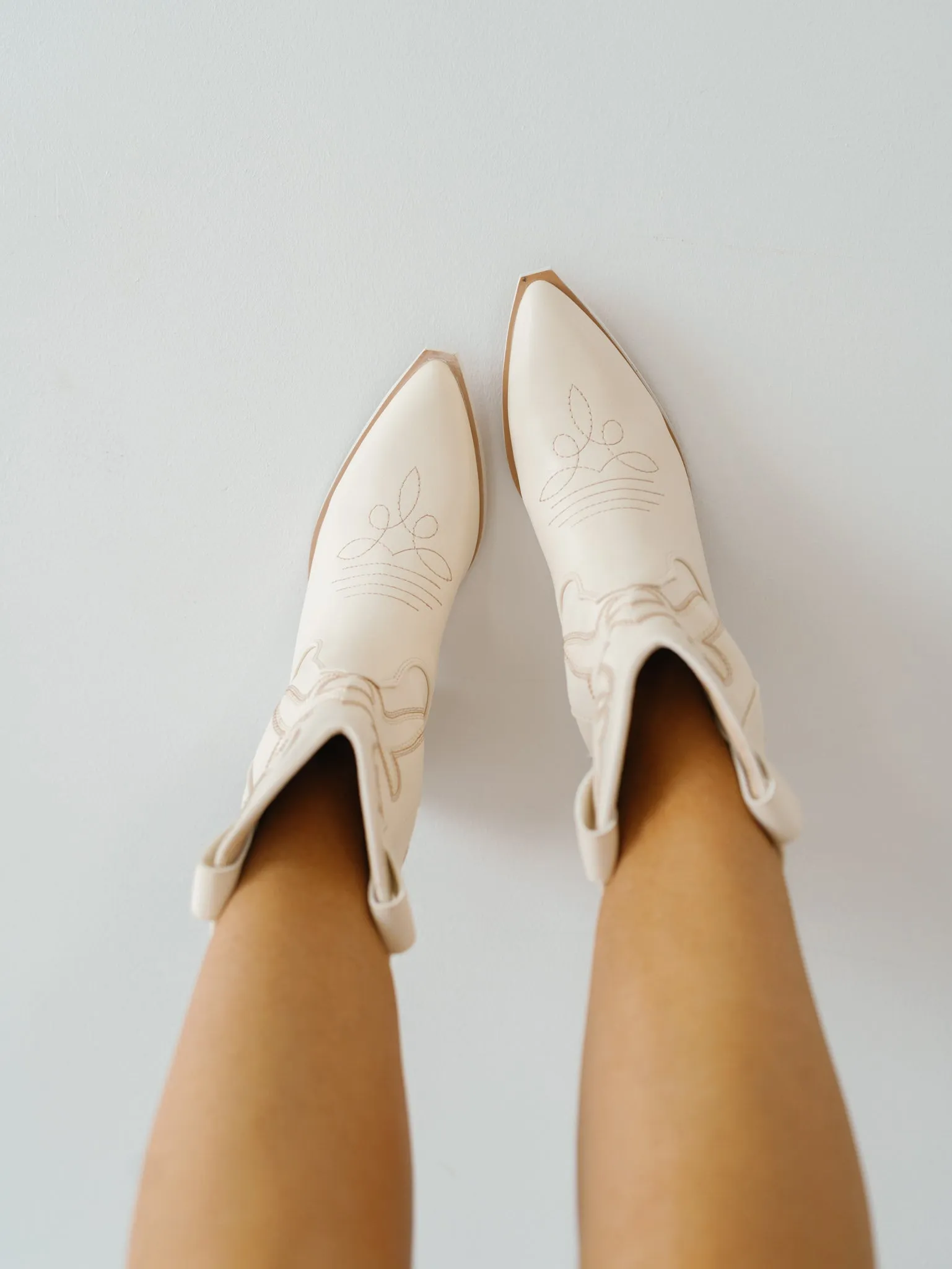 Mi.iM: Claire Boot - Off White