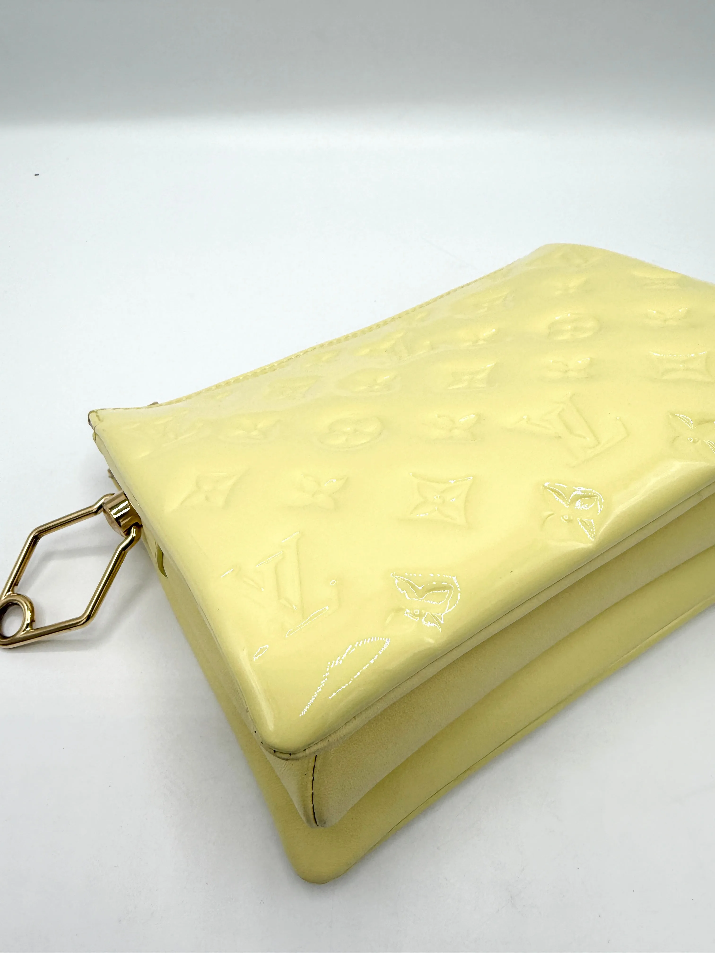 Pastel Yellow Patent Coussin