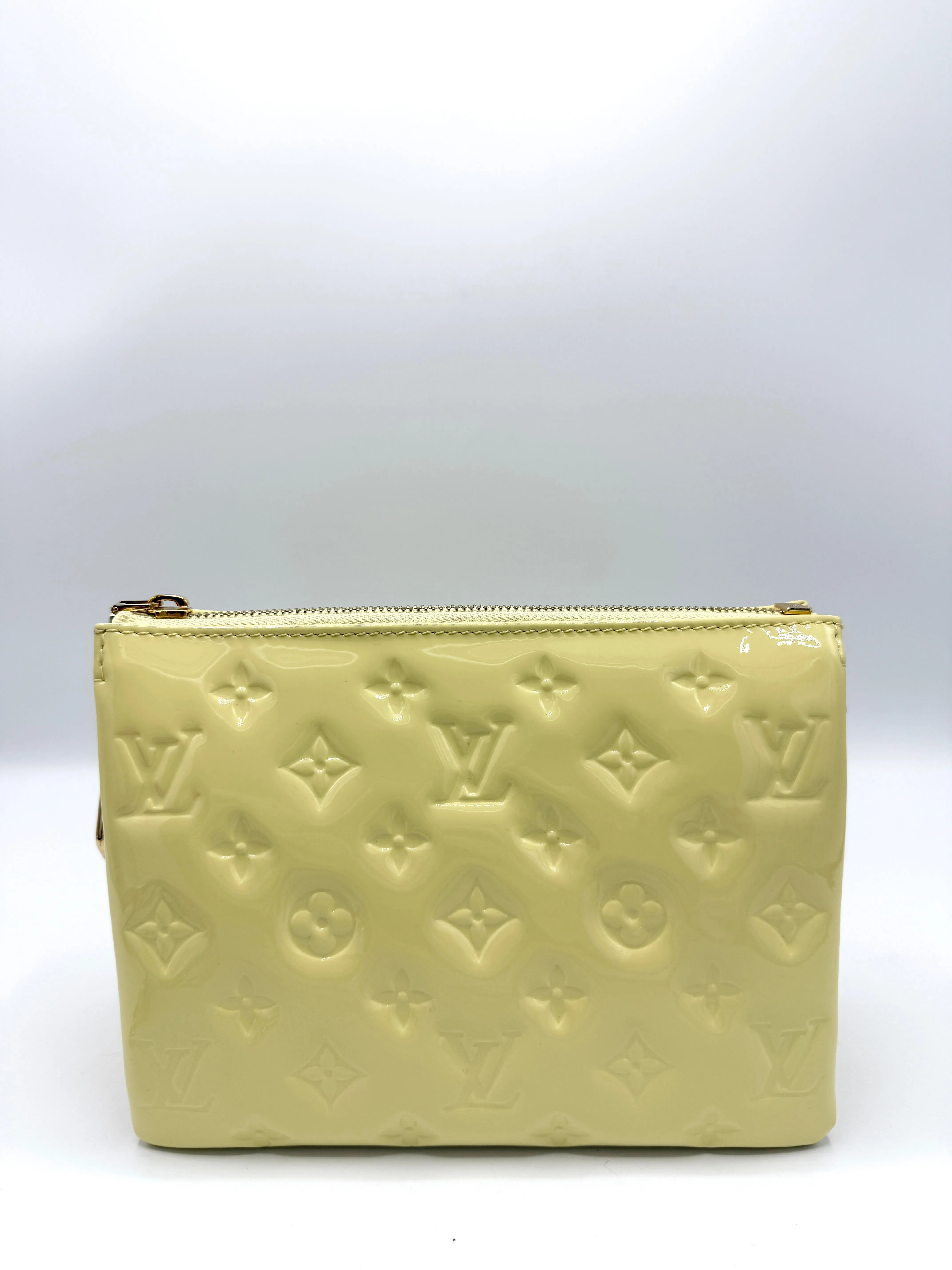Pastel Yellow Patent Coussin