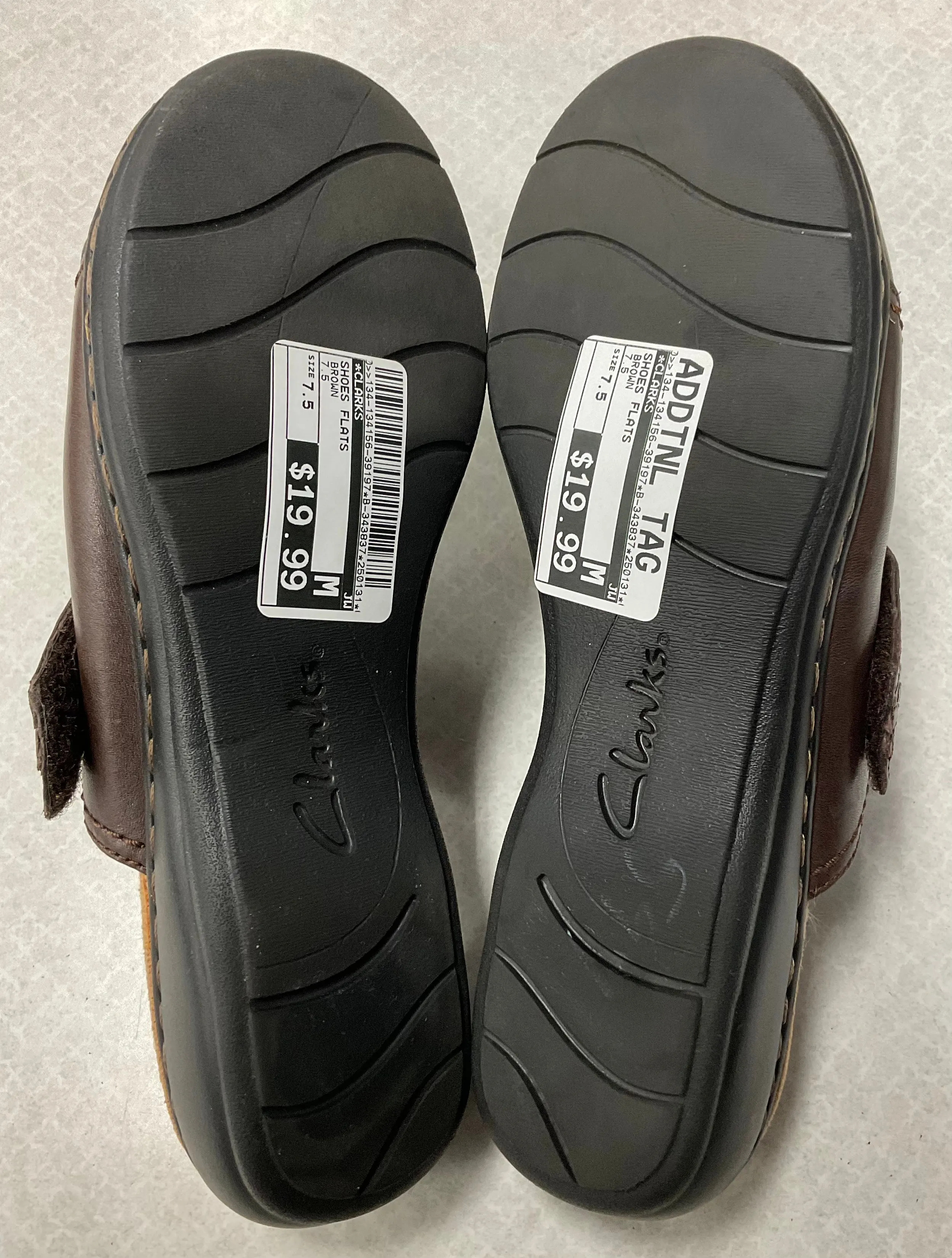 Shoes Flats By Clarks In Brown, Size:7.5