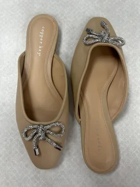 Shoes Flats By Copper Key In Tan, Size:8.5